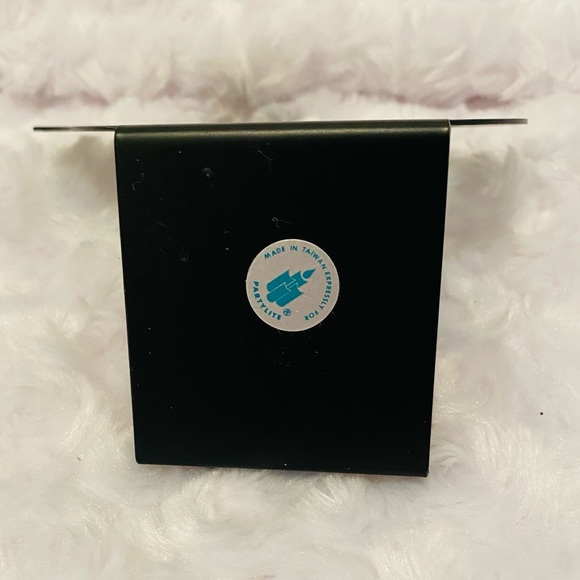 PartyLite Black Metal Gecko Tea Light Holder - Picture 3 of 6